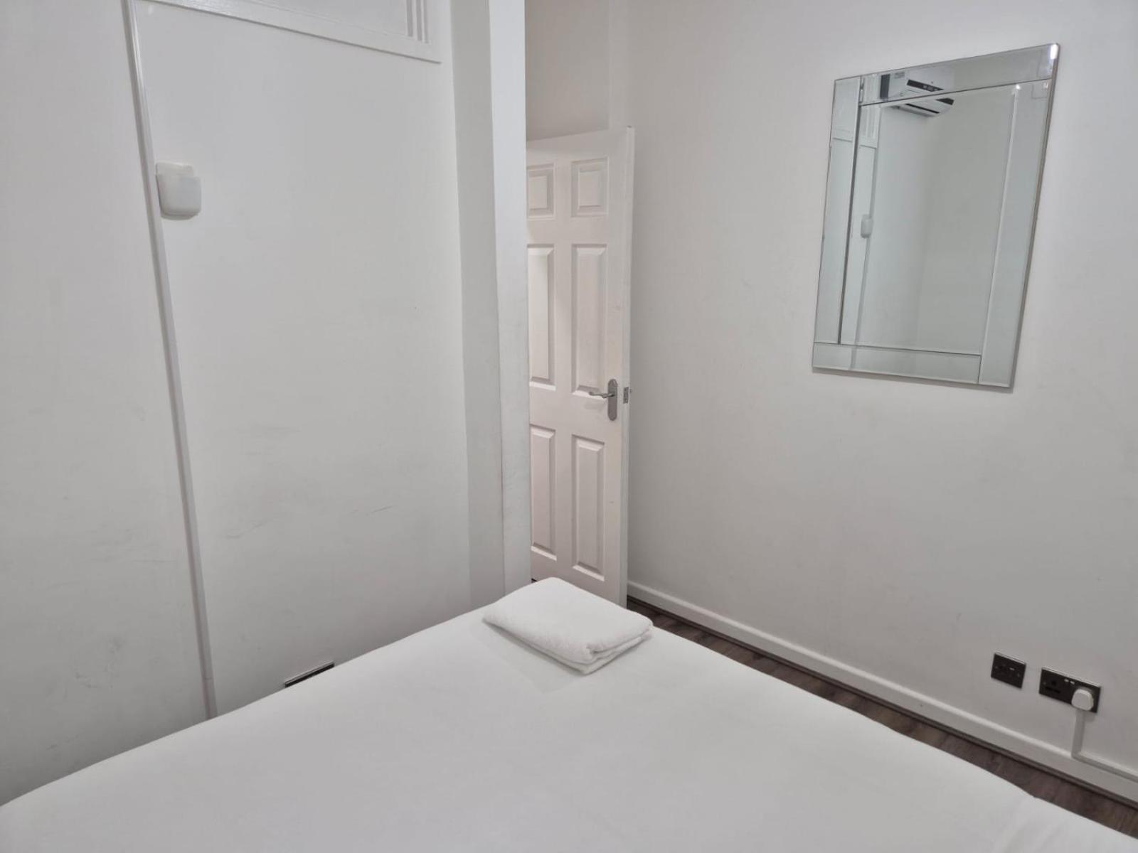 Affordably Elegant Apartments Close To Coop Live, Etihad Stadium And Manchester City Centre Exterior foto